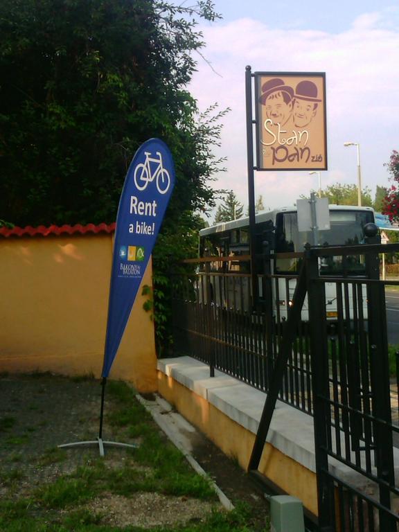 Bed and Breakfast Stan Es Panzio Balatonalmádi Zewnętrze zdjęcie
