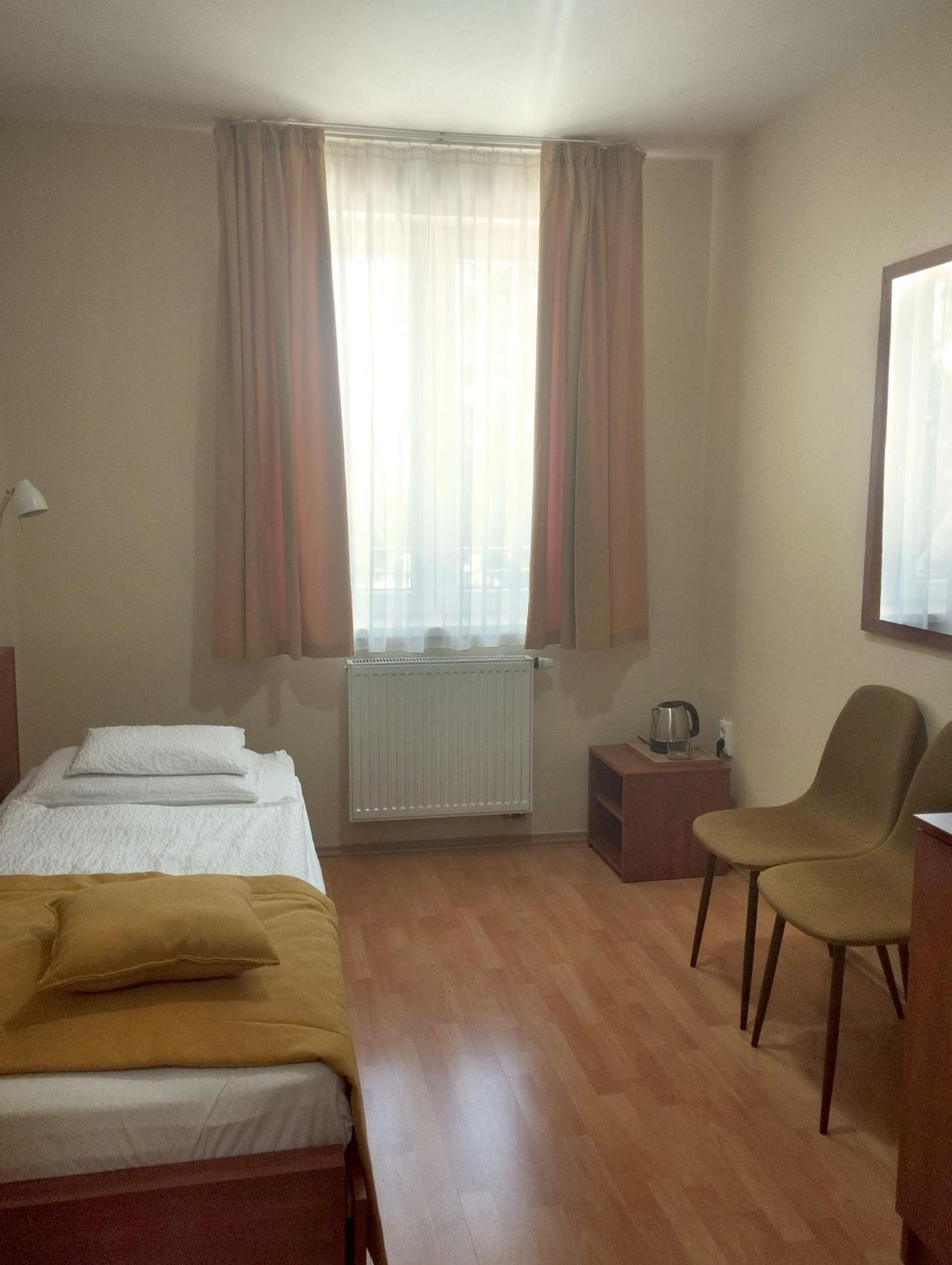 Bed and Breakfast Stan Es Panzio Balatonalmádi Zewnętrze zdjęcie