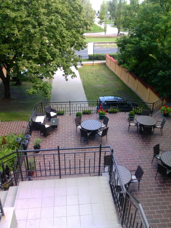 Bed and Breakfast Stan Es Panzio Balatonalmádi Zewnętrze zdjęcie