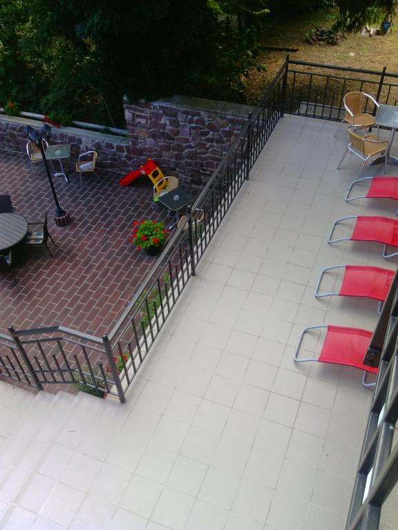 Bed and Breakfast Stan Es Panzio Balatonalmádi Zewnętrze zdjęcie
