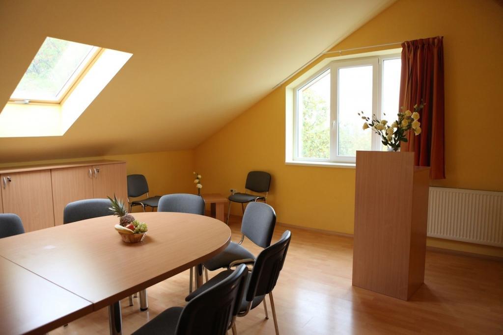 Bed and Breakfast Stan Es Panzio Balatonalmádi Zewnętrze zdjęcie